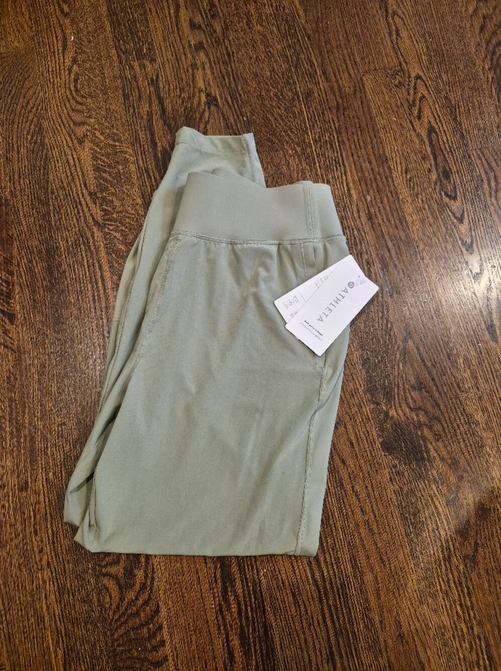 Athleta NWT Run With It Pant Size M